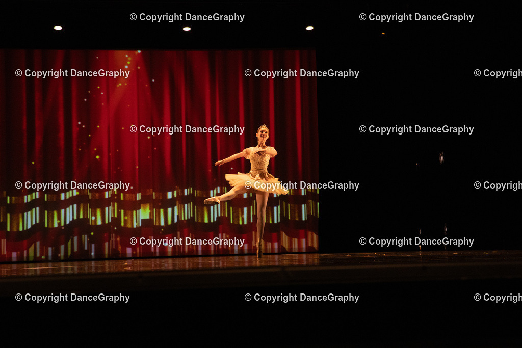 GPHY6890 | DanceGraphy - Realisiert mit Pictrs.com