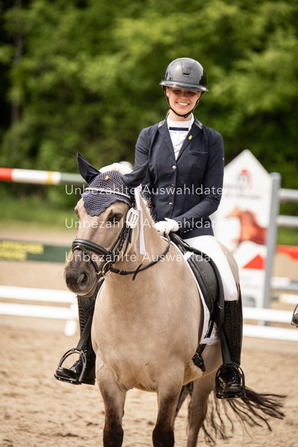 Bad_Meinberg_09827 | saradresslerfotografie - Realisiert mit Pictrs.com