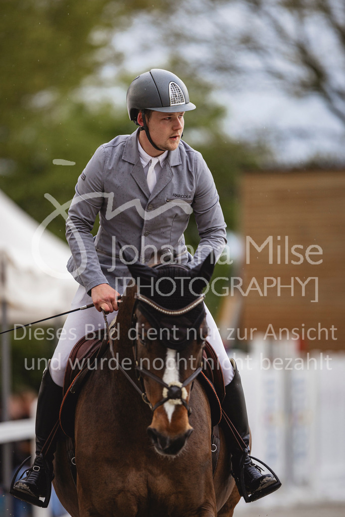 240424_Lemwerder_Stil-M-142 | Deine schönsten Turniermomente als professionelle Fotos! Entdecke hochwertige Pferdesport-Fotografie im Online-Shop. Jetzt Fotos finden & bestellen!