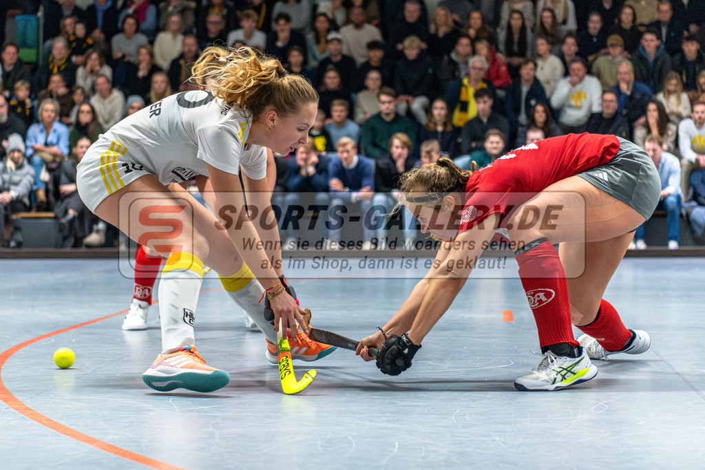 SM_2024-12-20-D85_-533 | 1.Bundesliga Hallenhockey  (W) DCADA - HTHC / 6:5 (3:3)