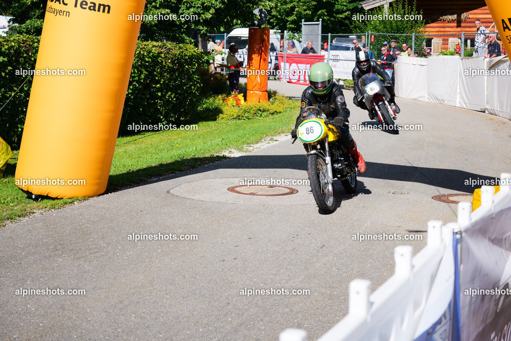 P1025853 | Erleben Sie atemberaubende, hochqualitative Fotos Ihrer Fahrt entlang der malerischen Alpenstraßen. Besuchen Sie alpineshots.com, um professionelle Aufnahmen Ihrer unvergesslichen Reise zu finden und zu kaufen - Realisiert mit Pictrs.com