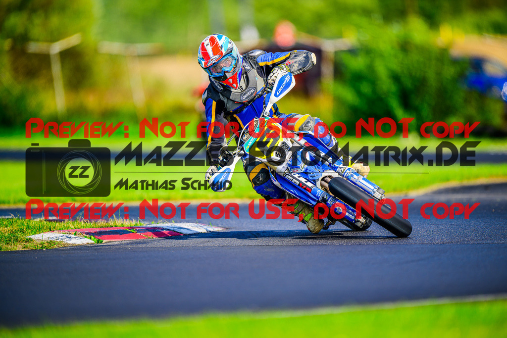 MaZZes_FotoMatrix_240714_6007705_0175 | S1