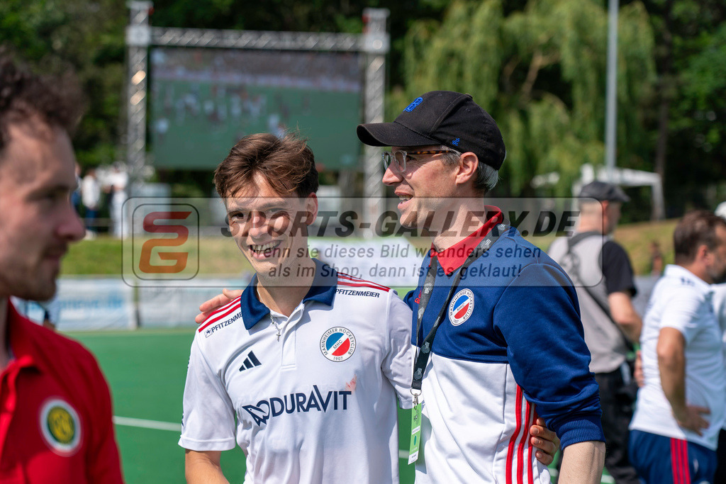 Final4_20240519-1556-0021 | Bonn, Deutschland, 19.05.2024:  in Aktion waehrend des Spiels der Deutsche Feldhockey-Meisterschaften 2024 zwischen Final 4 Herren Finale Mannheimer HC - Hamburger Polo Club im Bonner THV am 19.05.2024 in Bonn, Deutschland. (Foto von Stephan Fehrmann)

Bonn, Germany, 19.05.2024:  in action during the game of Deutsche Feldhockey-Meisterschaften 2024 between Final 4 Herren Finale Mannheimer HC - Hamburger Polo Club in Bonner THV at 19.05.2024 in Bonn, Deutschland. (Foto from Stephan Fehrmann)