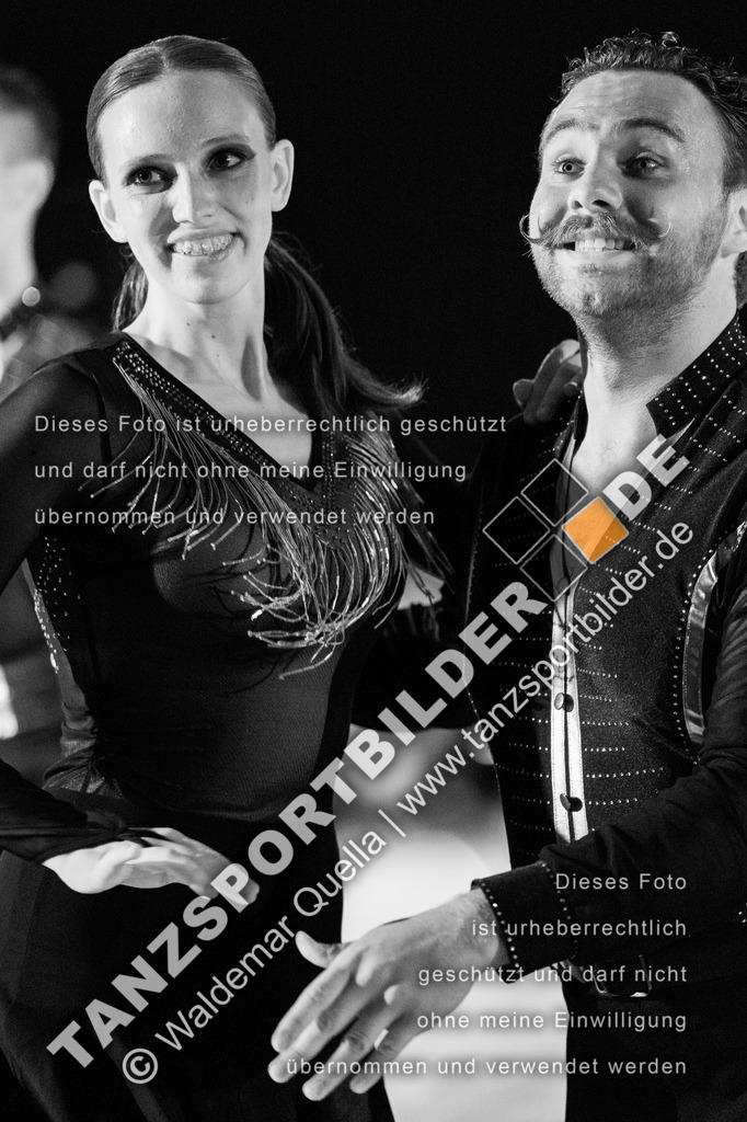20250503-00422 | Hier finden Sie Tanz Bilder vom Latein und Standard Formationen tanzen. Sportbilder vom Tanzsport. Schöne Fotos und von Weltmeisterschaft, Europameisterschaft, Bundesliga, Regionalliga, Oberliga und Landesliga sowie von GOC Stuttgart, DanceComp, WM Bremen