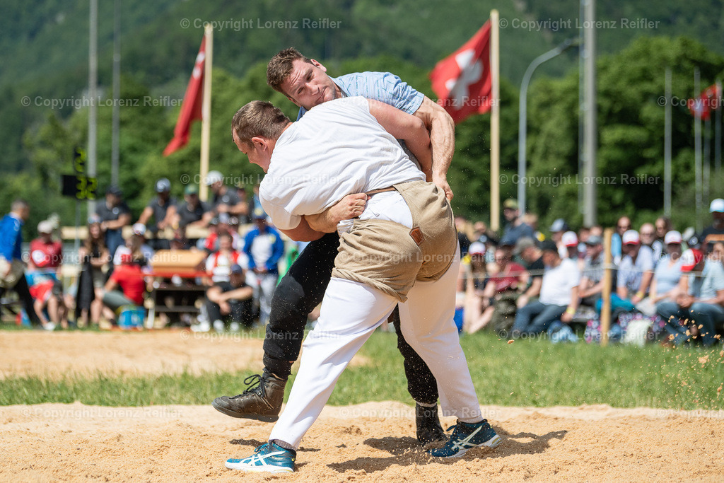 Schwingen -  Glarner Bündner 2024 | Glarus, 20.5.24, Schwingen - Glarner Bündner.