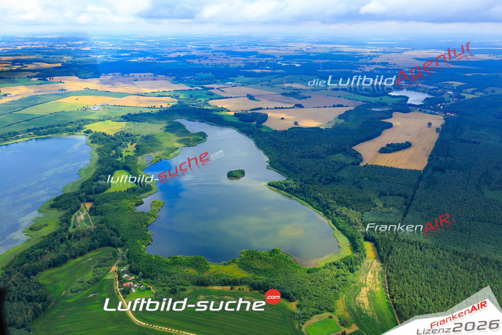 Die Luftaufnahme der Stadt Neukloster-see wurde vom UL-Flugzeug heraus erstellt ( keine Drohne )- hohe Auflösung für beste Qualität