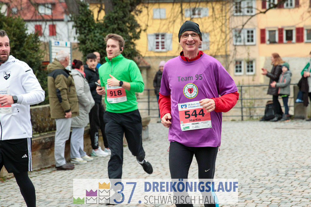 VR Bank Hauptlauf 10000m | 3 Koenigslauf 2023 - Realisiert mit Pictrs.com