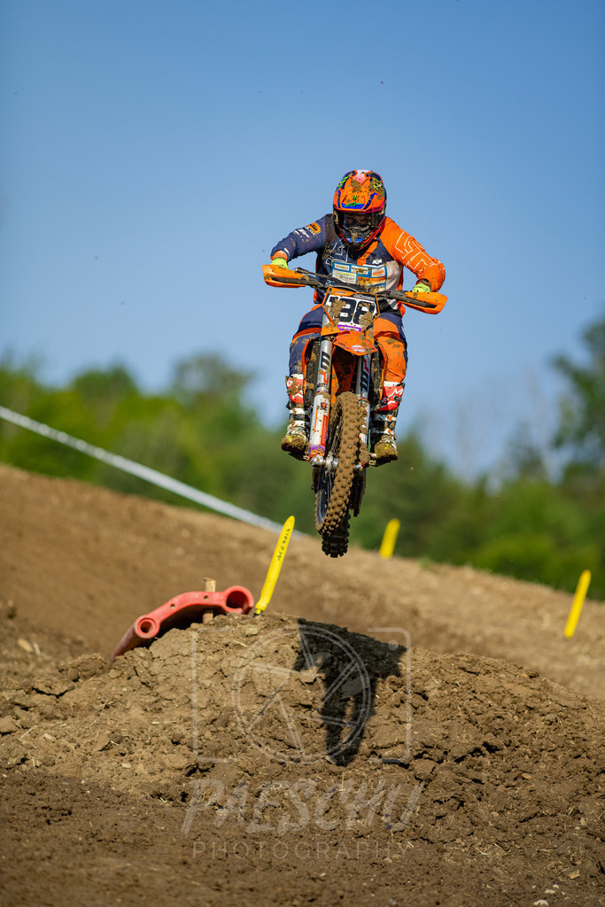 MXO (76) | Paeschuphoto Shop - Wer nicht sucht der auch nicht findet.Ob Motocrossbilder oder von einem besuchtem Spiel, Hauptsache Action. - Realisiert mit Pictrs.com