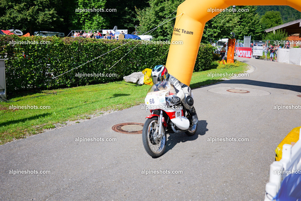 P1025788 | Erleben Sie atemberaubende, hochqualitative Fotos Ihrer Fahrt entlang der malerischen Alpenstraßen. Besuchen Sie alpineshots.com, um professionelle Aufnahmen Ihrer unvergesslichen Reise zu finden und zu kaufen - Realisiert mit Pictrs.com