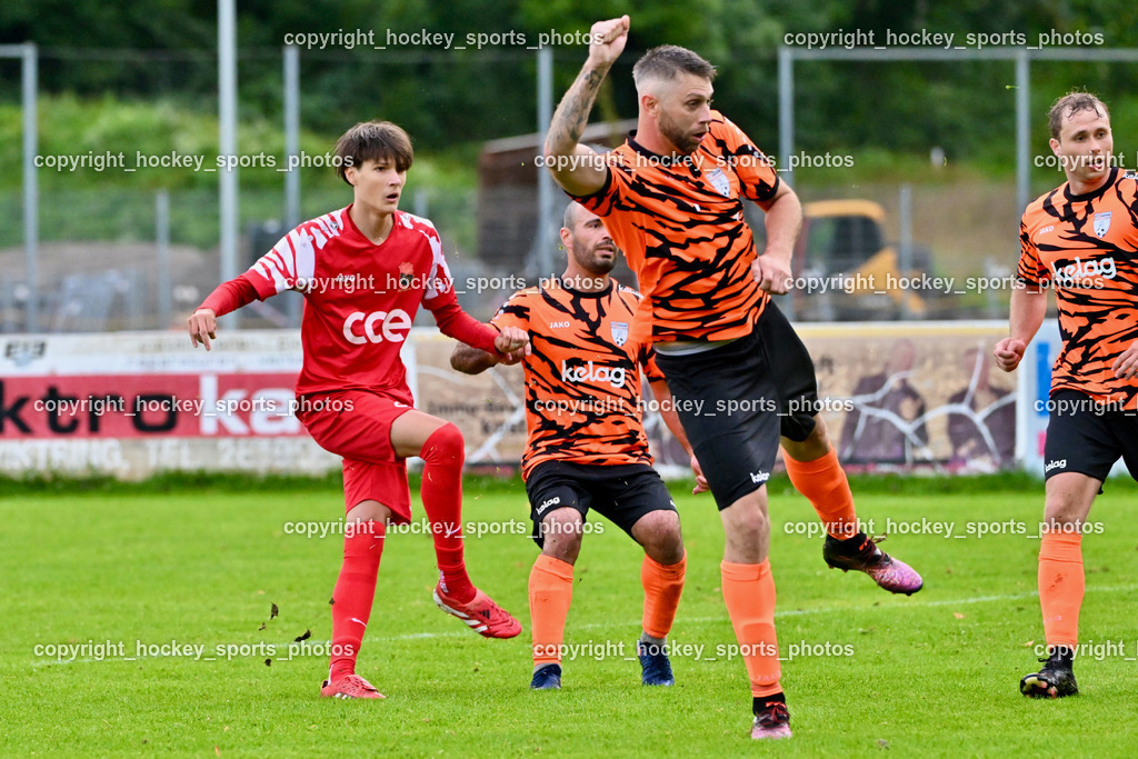 SV Viktoria Viktring vs. FC Mondi Frantschach | #11 Markus Schmerlaib FC Frantschach, #13 Thomas Raunig SV Viktoria Viktring, SV Viktoria Viktring vs. FC Mondi Frantschach, SV Viktoria Viktring vs. FC Mondi Frantschach am 02.08.2025 in Klagenfurt (Sportplatz Viktrink), Austria, (Photo by Bernd Stefan)