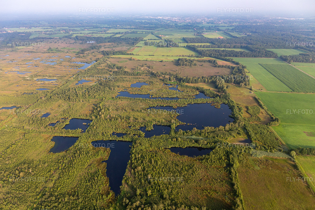 Luftbild: Ortsansicht in Haaksbergen im Bundesland Overijssel in Niederlande. Foto: IMG_008203.jpg vom 18.07.2020 durch Werner Riehm/FLY-FOTO.de