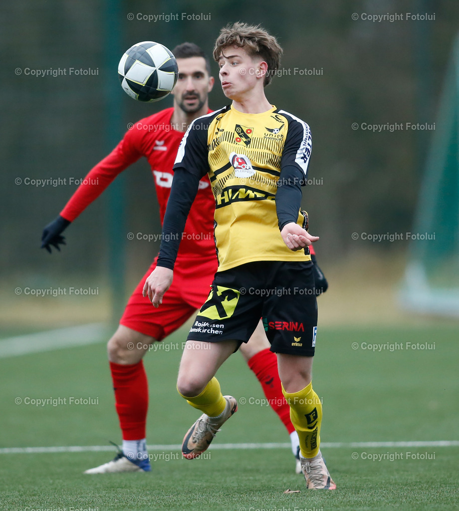 A_LUI_15032025_37 | SPORT FUSSBALL LL.OST E ASKOE OEDT 1B -GUNSKIRCHEN 15.03.IM BILD : OGNEJEN JEFTENIC (OEDT1B) UND FILIP BATINIC  (GUNSKIRCHEN)FOTO:OEDT