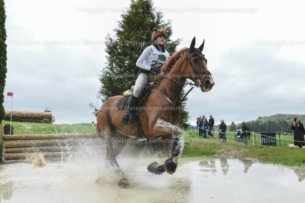 20230513_CCI2_Section2_Gelände_0367 | equistock