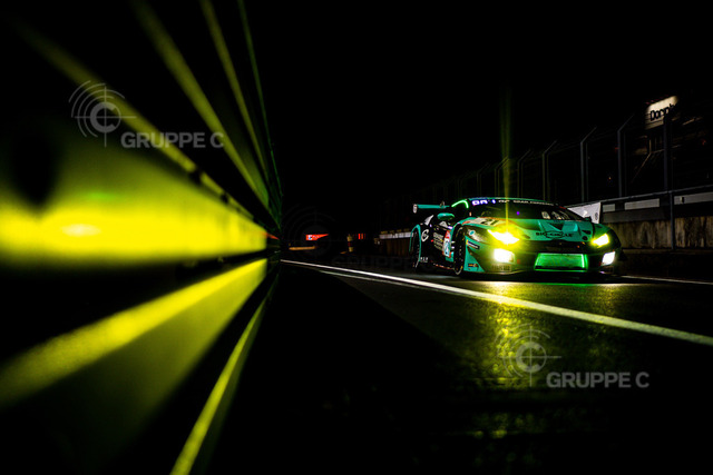 24hNbr20_030457SP_TU | Motorsport-Fotografie: DTM, 24h Nürburgring und GT-Action in hochauflösenden Bildern. Entdecke packende Rennmomente & Impressionen direkt aus der Boxengasse. - Realisiert mit Pictrs.com