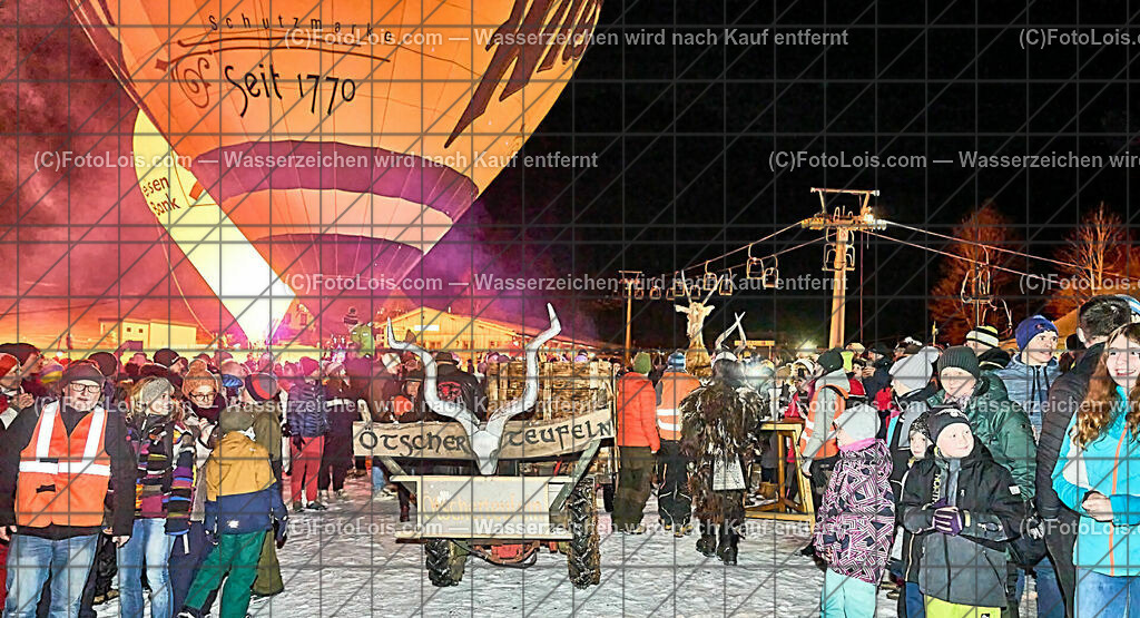 ALP8147_Nacht der Ballone_Oetscherteufeln | (C)FotoLois.com, Alois Spandl. NACHT DER BALLONE im Weitental vor der Ötscherlift-Talstation, Ballonsportclub Ötscherland & Ötscher Tourismusverband, Do 28. Dez. 2023.