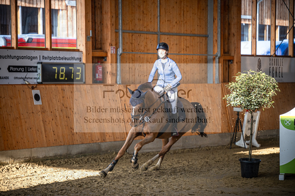 DOS_0988 | Entdecke hochwertige Reitturnierfotos von Foto Oger. Professionell, emotional und authentisch – jetzt Lieblingsmomente im Shop bestellen.Deutschlandweite Turnierfotografie. - Realisiert mit Pictrs.com