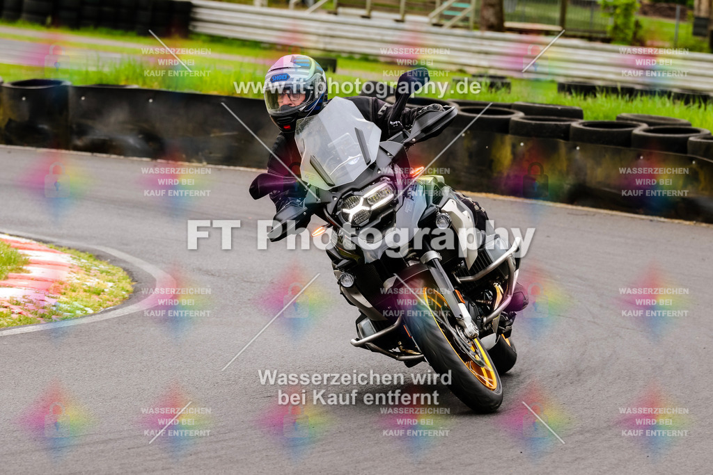 MotoTeamVBK-20438 | Hier findet Ihr Bilder von Touristenfahrten auf der Nürburgring Nordschleife oder von anderen Veranstaltungen die ich besucht habe. Viel Spass beim Durch Schauen 