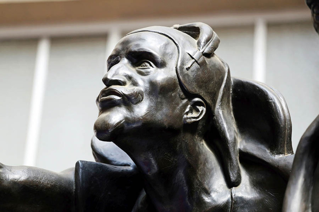 Foto: Leipzig - Faust-Skulpturen in der Mädler Passage - Mephisto | Das Team hinter BILDLEXIKON LEIPZIG bündelt historische wie aktuelle Informationen über die Stadt Leipzig in Text und Bild auf einer Plattform und stellt diese der interessierten Öffentlichkeit zur Verfügung.