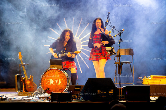 Kunst trifft Stadt - Aufführung | Bildershop von pixelworld.at - Realisiert mit Pictrs.com