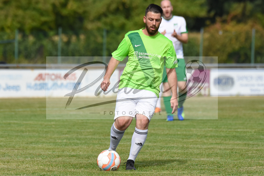 20180812_OHRBEL_0001 | Fußball, Herren:   beim Spiel der 1. Kreisklasse zwischen SV Ohrbeck vs. SVC Belm-Powe II am 12.08.2018 an der Hüggelkampfbahn in Ohrbeck-Hasbergen, Deutschland.(Foto von Nico Paetzel) - Realisiert mit Pictrs.com
