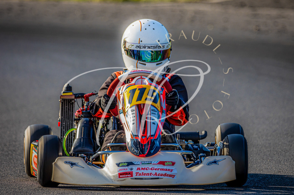 2FE76B02-41BE-441B-B8D2-2A001E6D7B33 | traudl_s_fotos