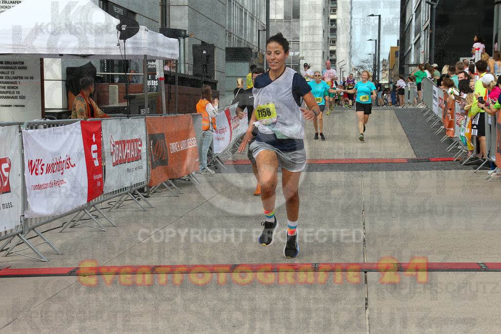 250920_1328_EX1_4896 | Sportfotografie im Rhein-Sieg Kreis, Köln, Bonn, NRW, Rheinland Pfalz, Hessen, etc. Unser Tätigkeitsfeld umfasst den Laufsport vom Volkslauf über den Marathon, Duathlon, Triathon bis zum Ultralauf wie Kölnpfad Ultra oder Schindertrail.