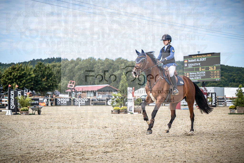 DOS_9543 | Entdecke hochwertige Reitturnierfotos von Foto Oger. Professionell, emotional und authentisch – jetzt Lieblingsmomente im Shop bestellen.Deutschlandweite Turnierfotografie. - Realisiert mit Pictrs.com