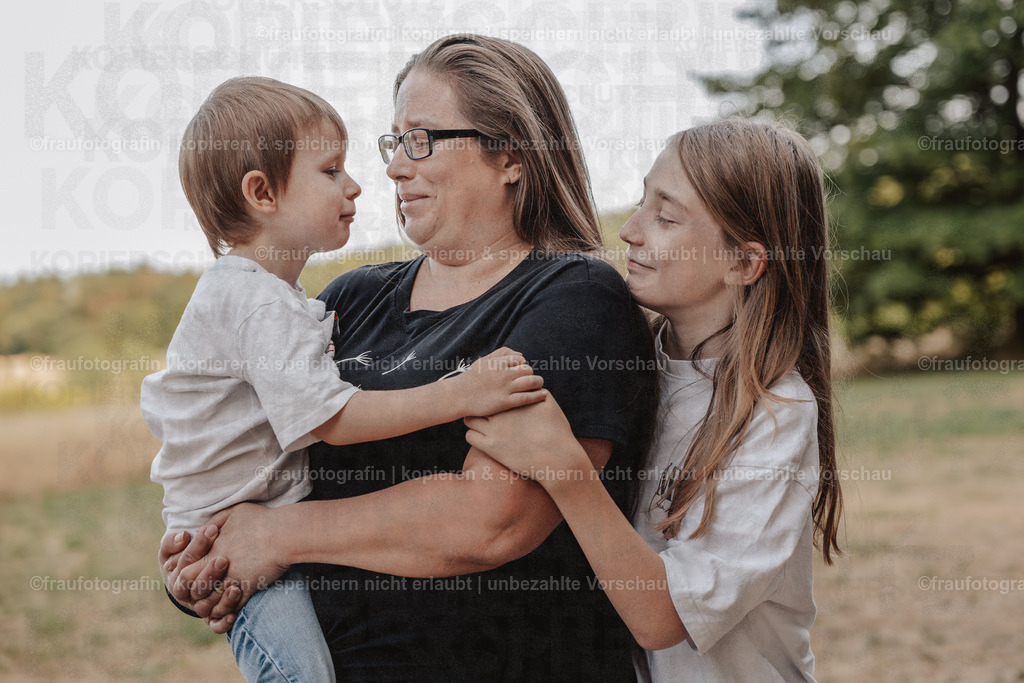 Fraufotografin_O3A2897 | Isabelle Schiminski ist ein Kitafotograf für Wiesbaden, Rheingau, Kiedrich, Untertaunus, Bad Schwalbach, Taunusstein und Mainz