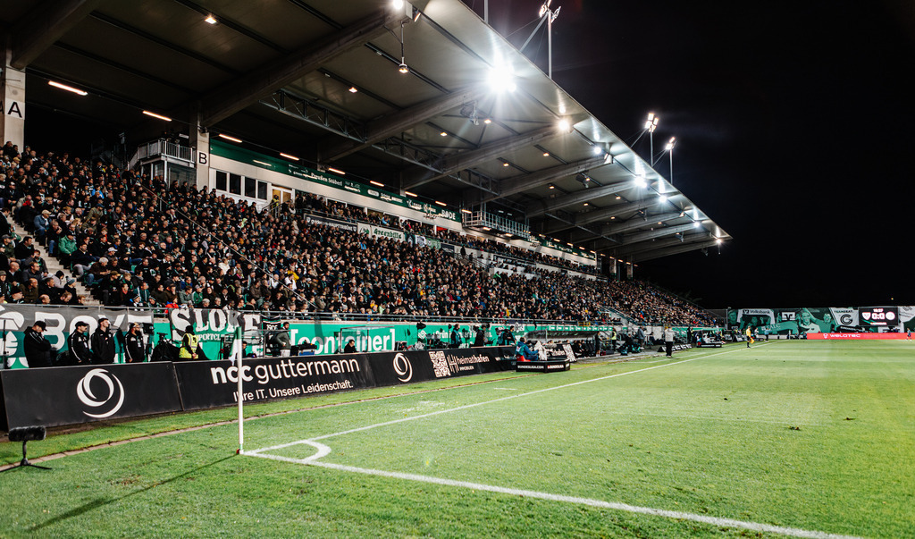 2. Bundesliga, Saison 2024/25, 7. Spieltag: SC Preußen Münster - FC Schalke 04 | Münster, 28.09.2024: 2. Bundesliga, 7. Spieltag, SC Preußen Münster gegen FC Schalke 04 im LVM-Preußenstadion in Münster. Foto: sportfotografie.ms | Markus Paletta - Realisiert mit Pictrs.com