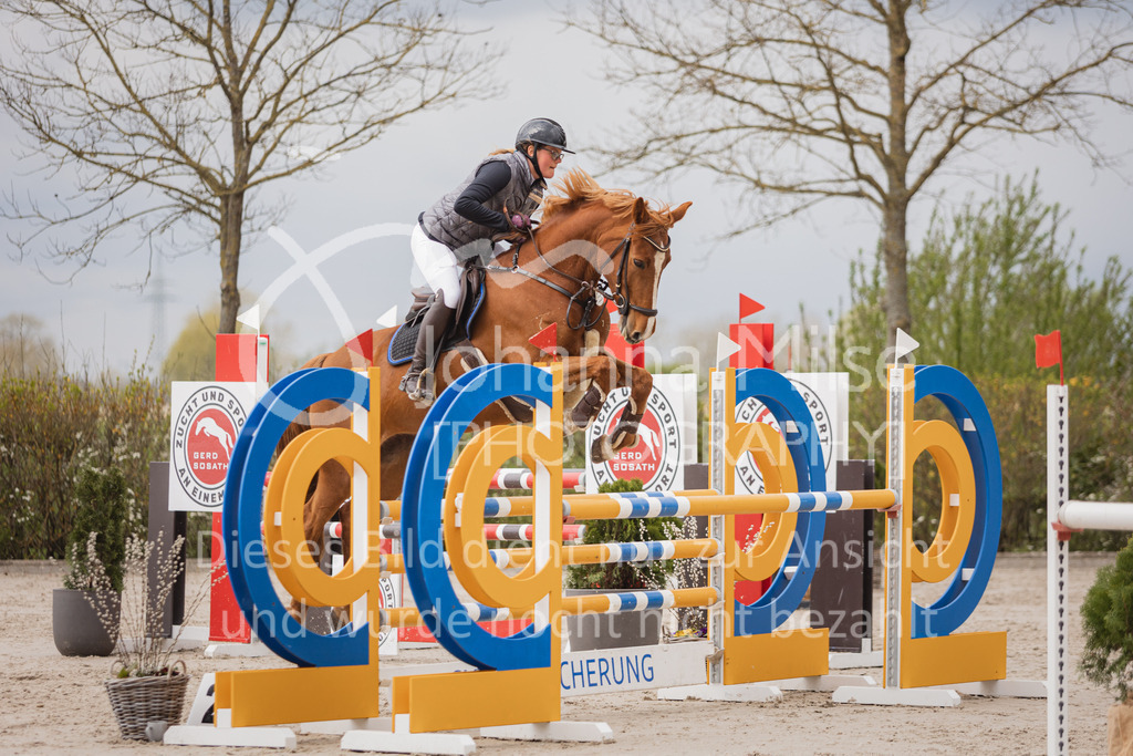 230426_HofSosath_2Ph-L-Spr-867 | Deine schönsten Turniermomente als professionelle Fotos! Entdecke hochwertige Pferdesport-Fotografie im Online-Shop. Jetzt Fotos finden & bestellen!