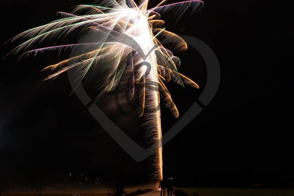 20260101_001403_Silvesterfeuerwerk | aloa-fotografie - Realisiert mit Pictrs.com