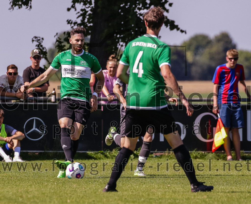 2023-08-20_057_SV_Hohenlinden_gegen_SV_Buch | Hohenlinden, Deutschland, 20.08.2023:
Fußball, A-Klasse 2023 / 2024, 1. Spieltag, SV Hohenlinden gegen SV Bruck, Endergebnis: 5:1

Antonios Bellos (SV Bruck, #10)

Foto: Christian Riedel / fotografie-riedel.net