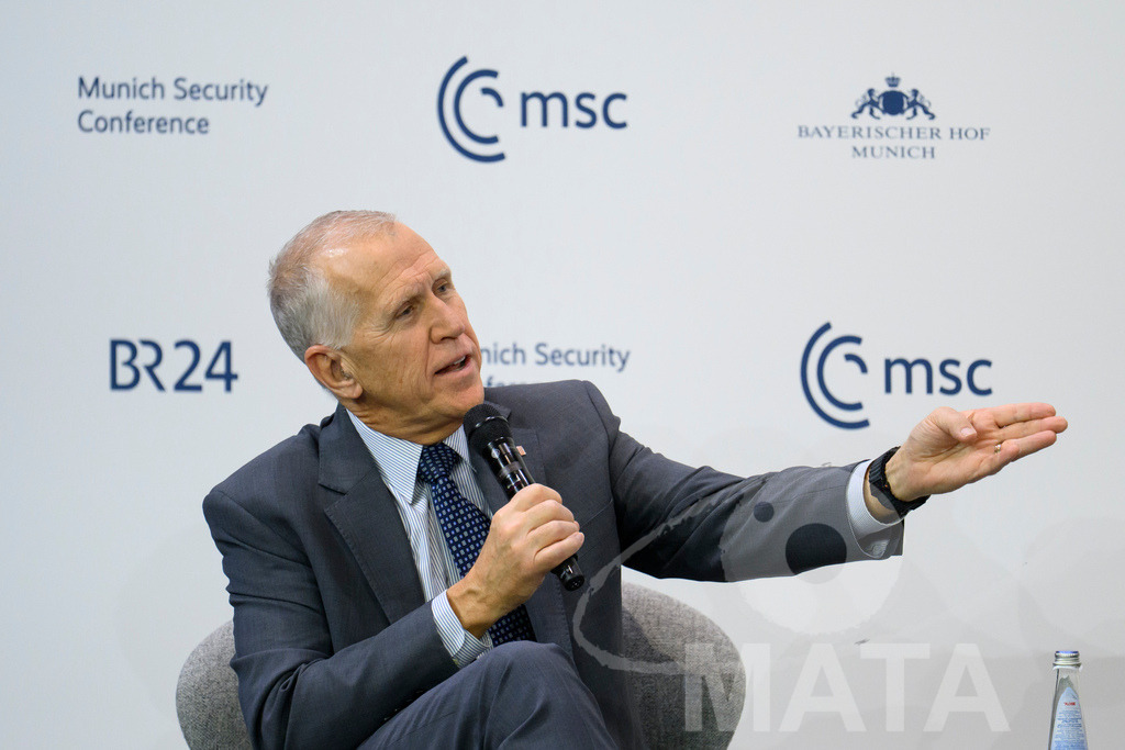 _DWA5841 | MATA IndoCon - Realisiert mit Pictrs.com