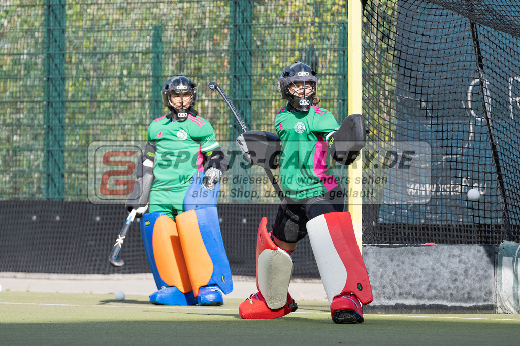 HK_20220925_100072 | 1. Bundesliga Damen Düsseldorfer HC - Berliner HC  am 25.9.2022 DHC Düsseldorf, Düsseldorf , Ana Calvo ( Torfrau Bremer HC #25 )