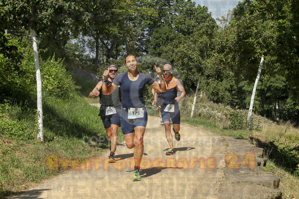 250824_1235_EX1_9854 | Sportfotografie im Rhein-Sieg Kreis, Köln, Bonn, NRW, Rheinland Pfalz, Hessen, etc. Unser Tätigkeitsfeld umfasst den Laufsport vom Volkslauf über den Marathon, Duathlon, Triathon bis zum Ultralauf wie Kölnpfad Ultra oder Schindertrail.