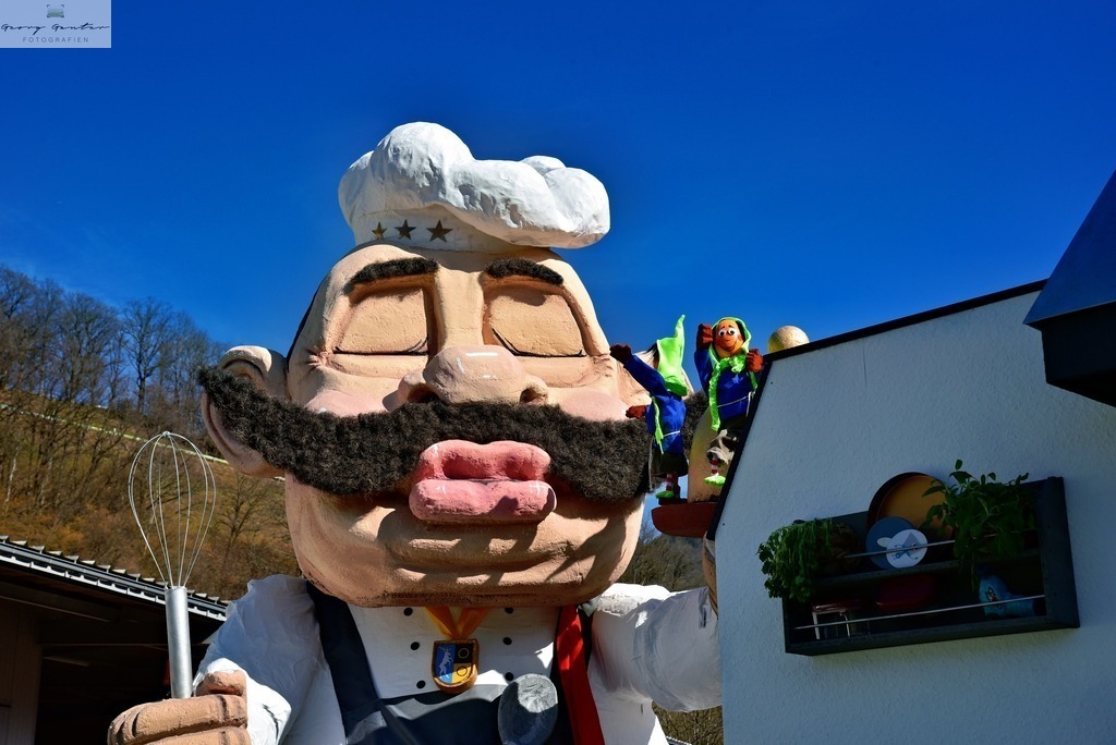 FaSoUmzug-014-RA | Fotoblog Schwarzwald, Foto Blog Wiesental, Pfaffenberg, Winterzauber, Zeller Bergland, Zell im Wiesental, Fotoblog Wiesental, Landschaftsfotos, Bilder Wiesental, Natur, Naturbilder, Fastnacht, Zeller Fastnacht, Zeller Fasnacht, Zeller Bergland, Belchen, - Realisiert mit Pictrs.com