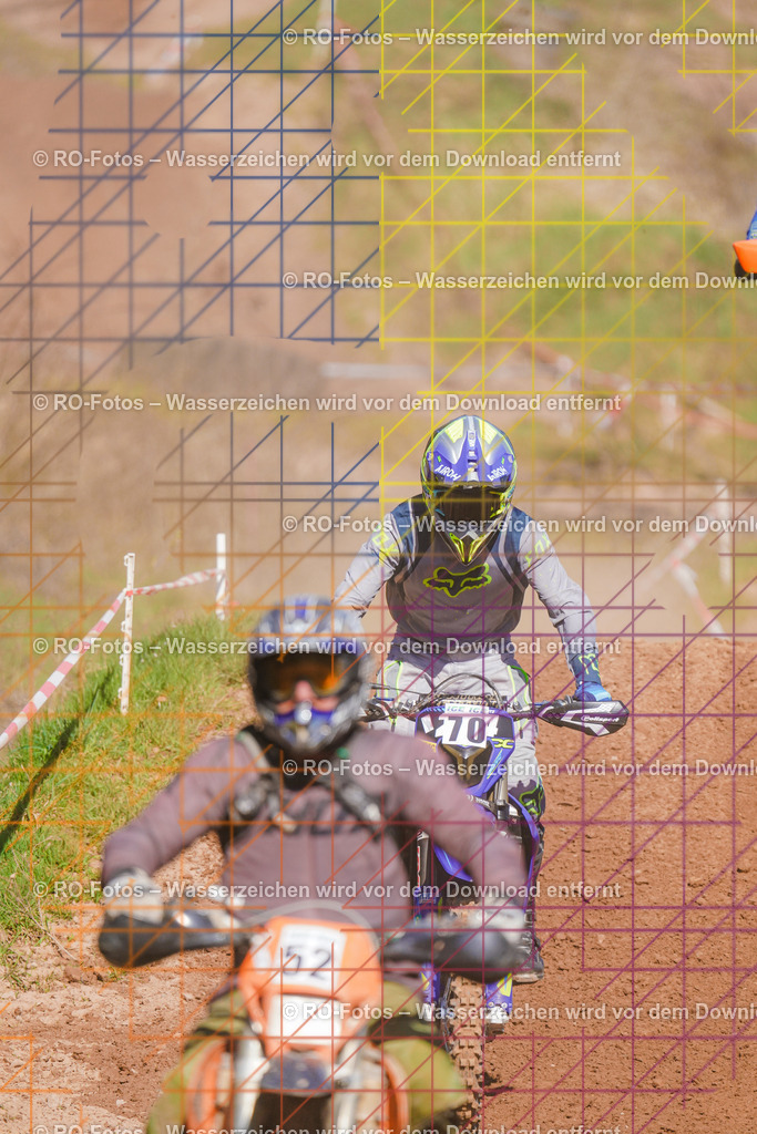3 Lauf Mernes-654 | Sportfotografie von RO-Fotos: Motorsport, Motocross, Enduro, Laufveranstaltungen und Triathlon. Professionelle Fotos von Sportlern und Events. - Realisiert mit Pictrs.com