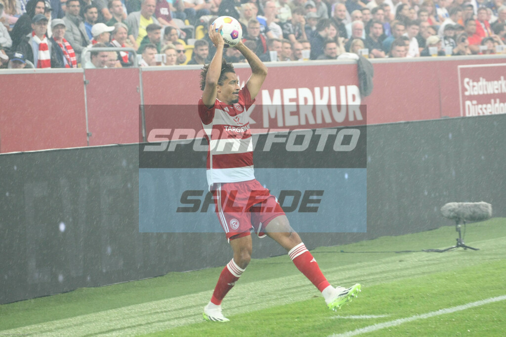 Fortuna Düsseldorf - Hertha BSC | Emmanuel Iyoha - © Sportfoto-Sale (MK) - Realisiert mit Pictrs.com