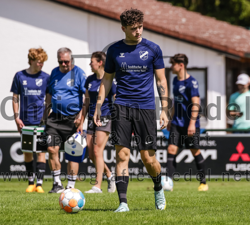 2023-08-12_131_FC_Langengeisling_gegen_ESV_Freilassing | Erding, Deutschland, 12.08.2023:
Fußball, Bezirksliga Oberbayern Ost 2023 / 2024, 4. Spieltag, FC Langengeisling gegen ESV Freilassing, Endergebnis: 2:1

Foto: Christian Riedel / fotografie-riedel.net