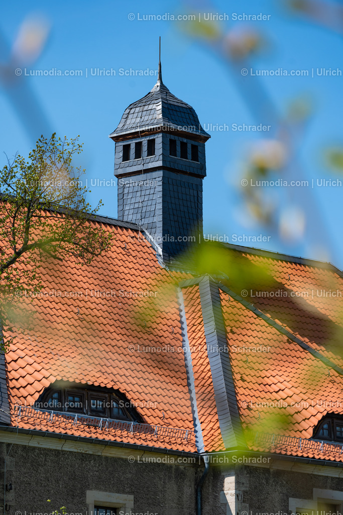 10049-12812 - Halberstadt - Harmoniestrasse | Stockfoto und Bilderpool mit Bildmaterial aus Deutschland, dem Harz, Halberstadt, Quedlinburg, Wernigerode und weltweit. Qualitativ hochwertige und professionelle Fotos anschauen und kaufen. - Realisiert mit Pictrs.com