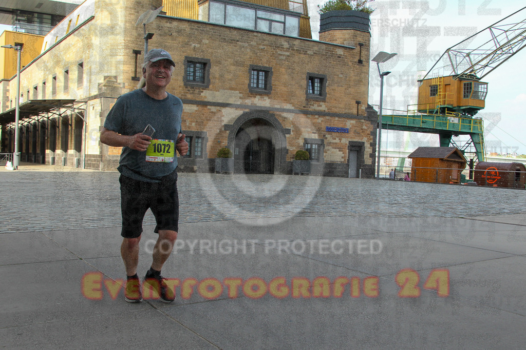 250920_1547_EV4_9571 | Sportfotografie im Rhein-Sieg Kreis, Köln, Bonn, NRW, Rheinland Pfalz, Hessen, etc. Unser Tätigkeitsfeld umfasst den Laufsport vom Volkslauf über den Marathon, Duathlon, Triathon bis zum Ultralauf wie Kölnpfad Ultra oder Schindertrail.