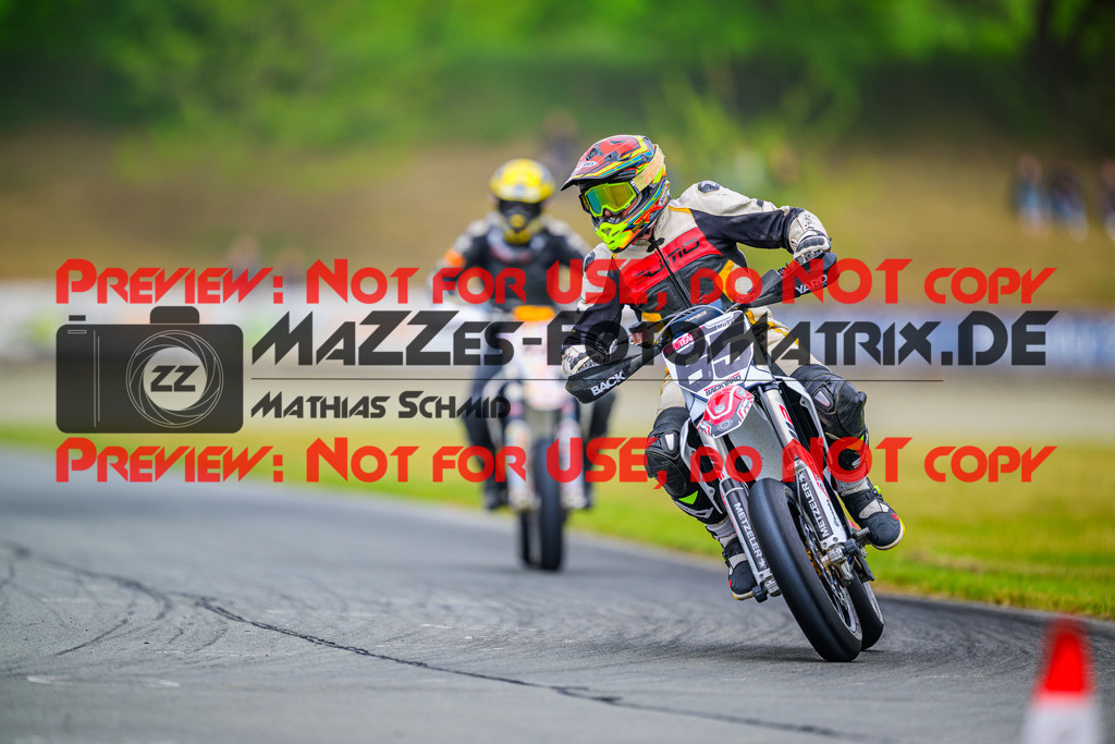 MaZZes_Fotomatrix_20250504_6007705_5842 | UE40