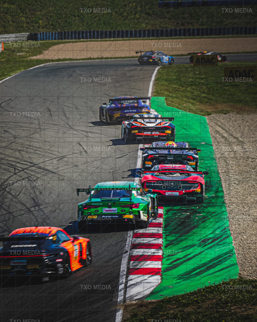 TXM08207 | Exklusive Motorsport-Fotografie aus Leipzig von TXO Media – für Rennfahrer, Teams & Sponsoren. Sausemuth liefert starke Bilder, die Emotion zeigen. Jetzt buchen & glänzen! - Realisiert mit Pictrs.com