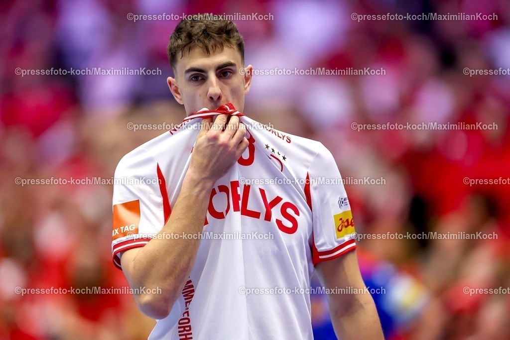 EHF18012602089 | 18.01.2026, Handball, Men's EHF EURO 2026, Dänemark - Rumänien, Jyske Bank Boxen in Herning, Dänemark, Preliminary Round:  Mads Hoxer Hangaard (Denmark #38) enttäuscht Enttäuschung 