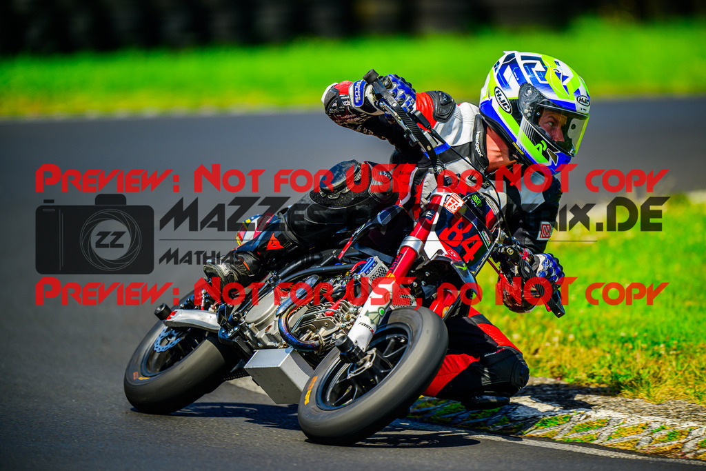 MaZZes_FotoMatrix_240806_6007705_9390 | Fotograf Mathias Schmid
Sportfotograf,
Eventfotograf,
Hochzeitsfotograf,
Portraitfotograf