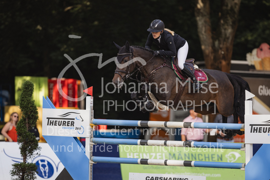 230910_OWLCh_Youngster8y-837 | Deine schönsten Turniermomente als professionelle Fotos! Entdecke hochwertige Pferdesport-Fotografie im Online-Shop. Jetzt Fotos finden & bestellen!