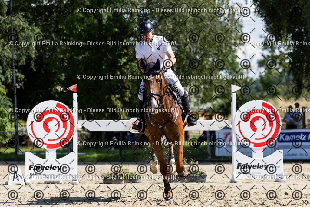 CL5A1199 | Emilia Reinking Fotografie - Realisiert mit Pictrs.com