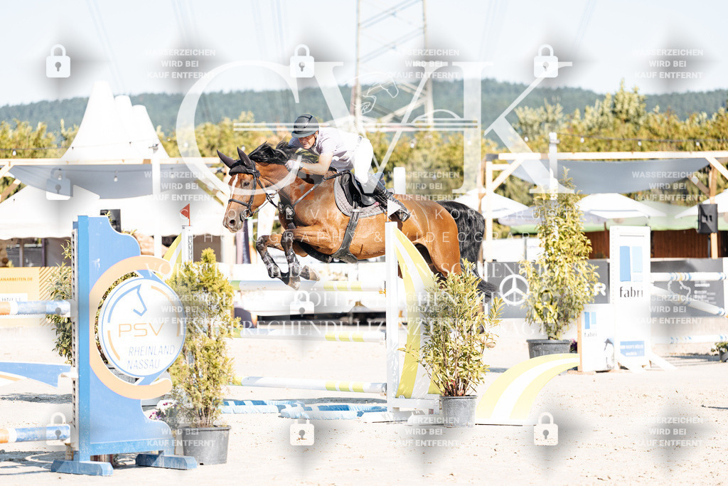 CK904903 | Turnierfotografie Pferdefotografie Trier Rheinland-Pfalz Pferdesport Reitsport Tierfotografie Sportfotografie Pferdevideo Pferdevideografie Equestrianvideography equestrianphotography  - Realisiert mit Pictrs.com