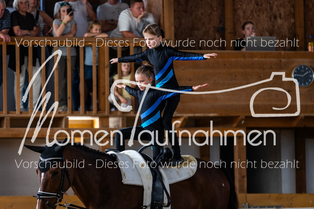 SS-Maxi-053 | MomenTaufnahmen Pferdesportfotos