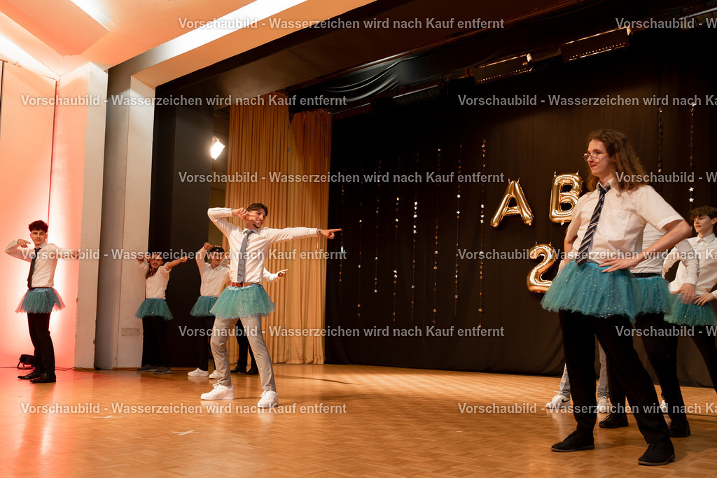 KP1A2442 | jlights